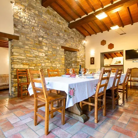 La Ginepraia By Interhome